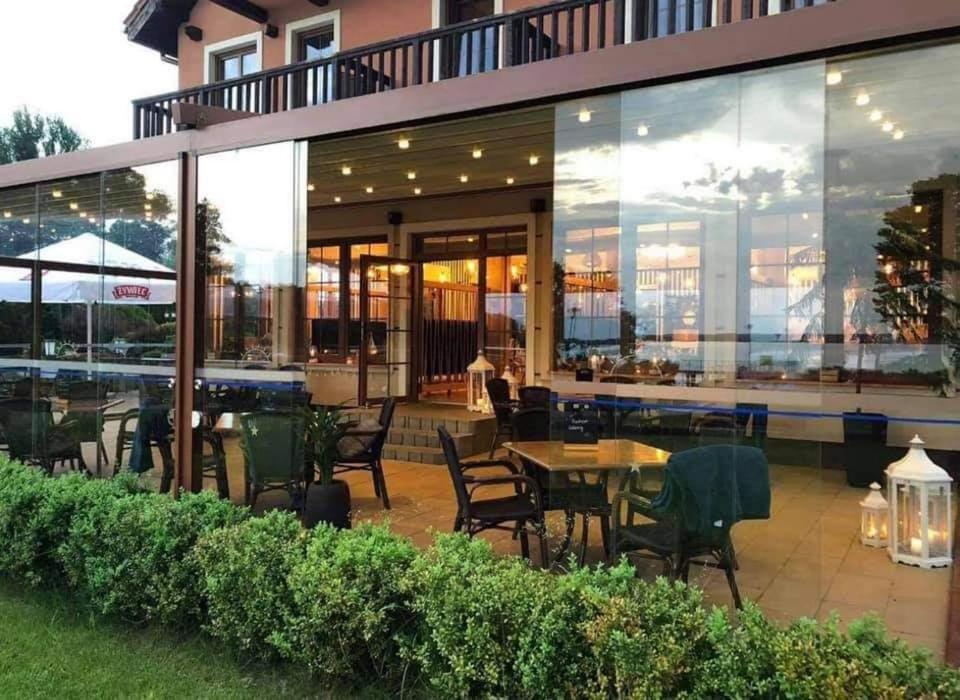 Hotel Sloneczny Brzeg Biskupiec (Olsztyn) Exterior foto