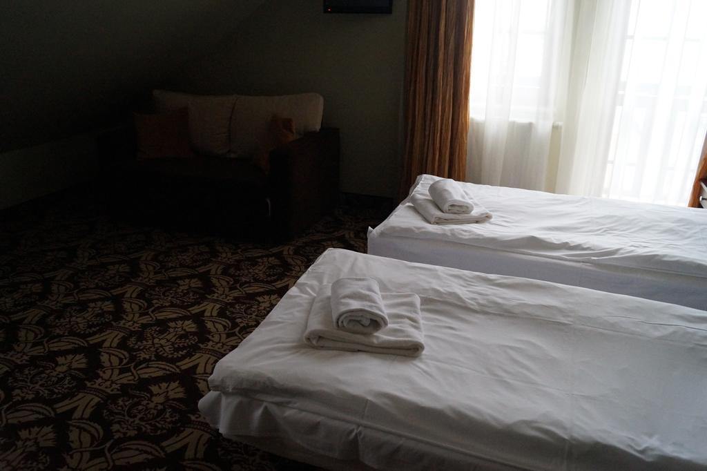 Hotel Sloneczny Brzeg Biskupiec (Olsztyn) Quarto foto